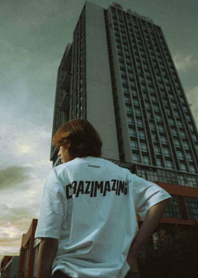 CRAZIMAZING CLASSIC TEE | WHITE